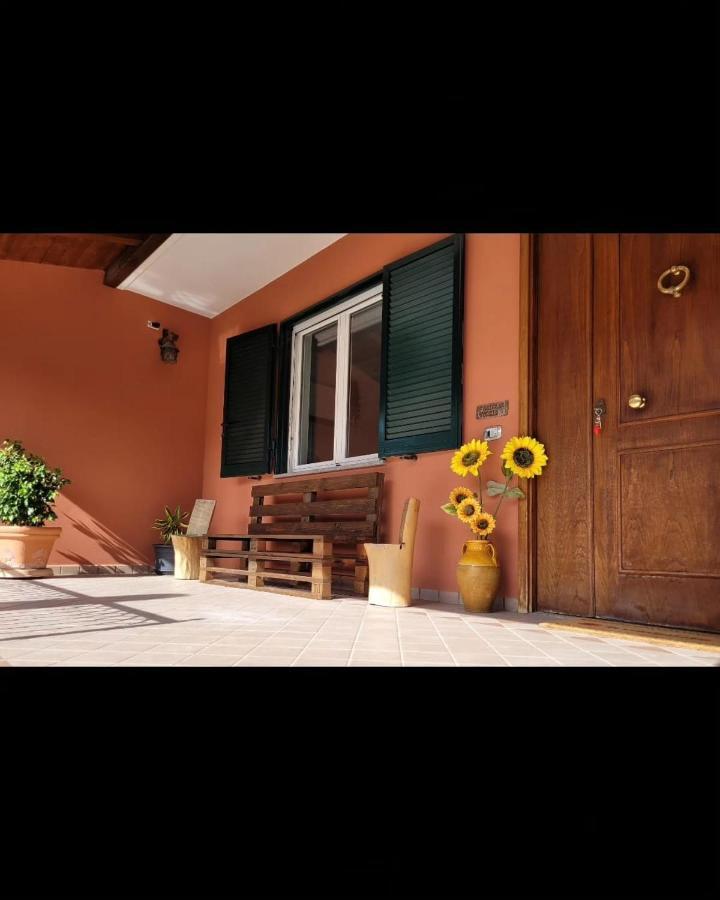 La Smorfia Bed and Breakfast Scafati Exterior foto